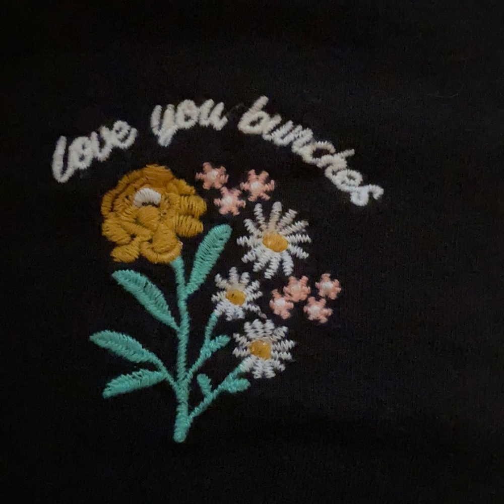 Black embroidered tee